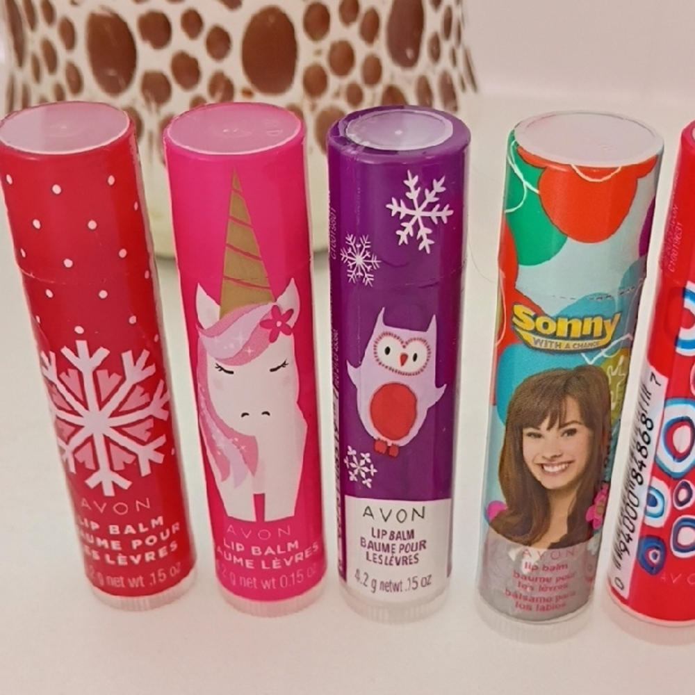 Avon Colorful Lip Balm Collection 8 pc lot of chapstick - Picture 2 of 5